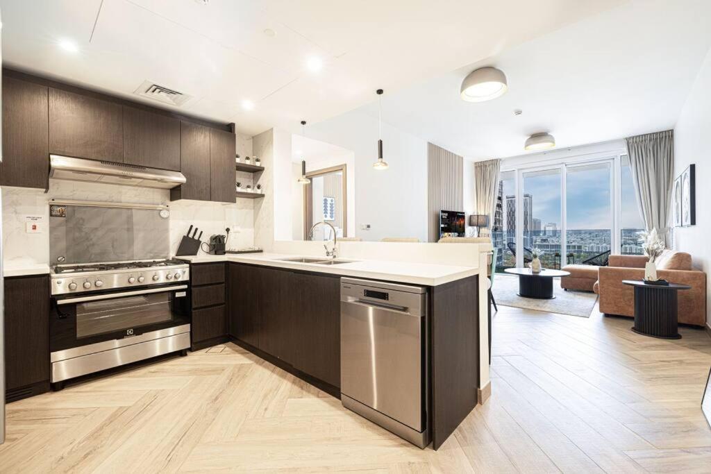Appartement Chic 2 Bed Near Trade Centre With 5 Star Amenities à Dubaï Extérieur photo