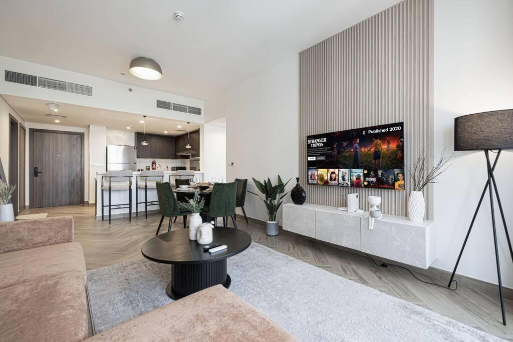 Appartement Chic 2 Bed Near Trade Centre With 5 Star Amenities à Dubaï Extérieur photo