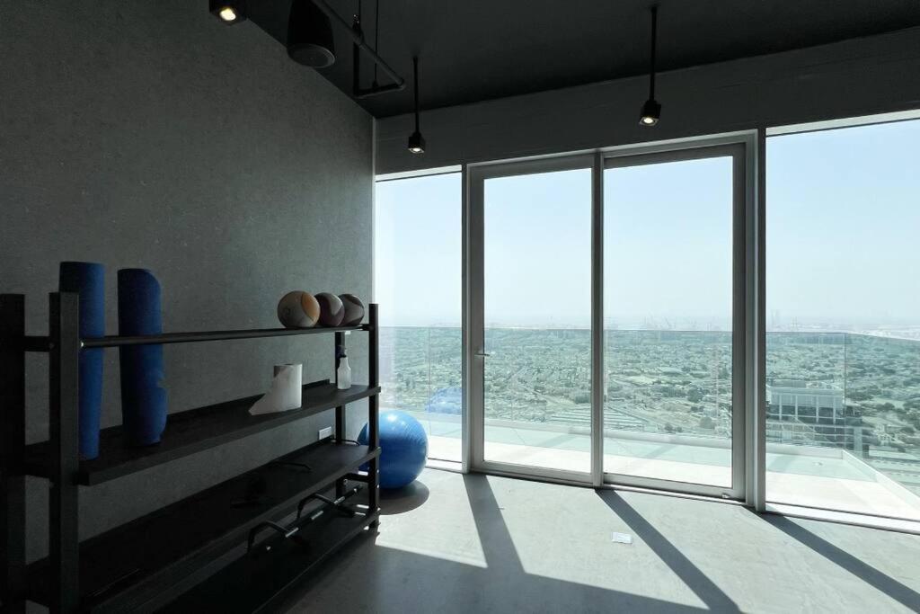 Appartement Chic 2 Bed Near Trade Centre With 5 Star Amenities à Dubaï Extérieur photo