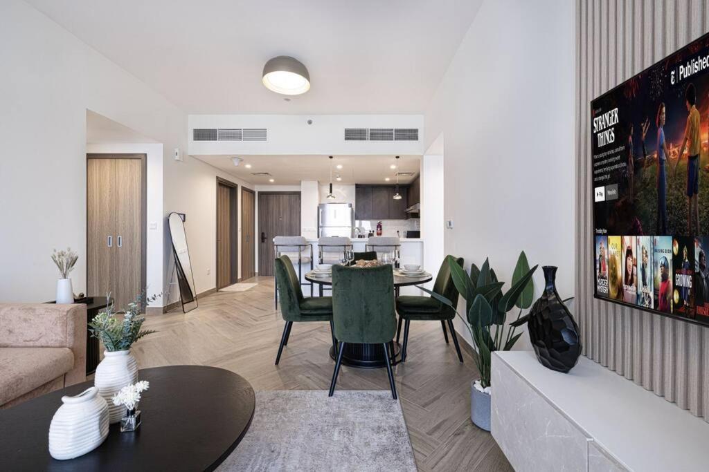 Appartement Chic 2 Bed Near Trade Centre With 5 Star Amenities à Dubaï Extérieur photo