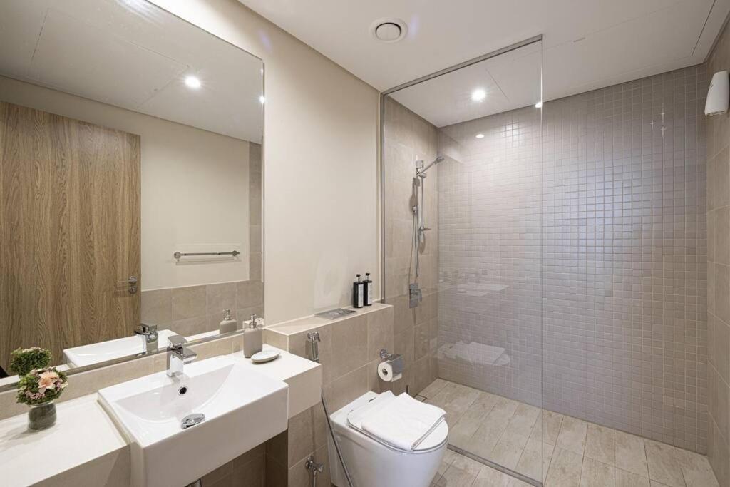 Appartement Chic 2 Bed Near Trade Centre With 5 Star Amenities à Dubaï Extérieur photo