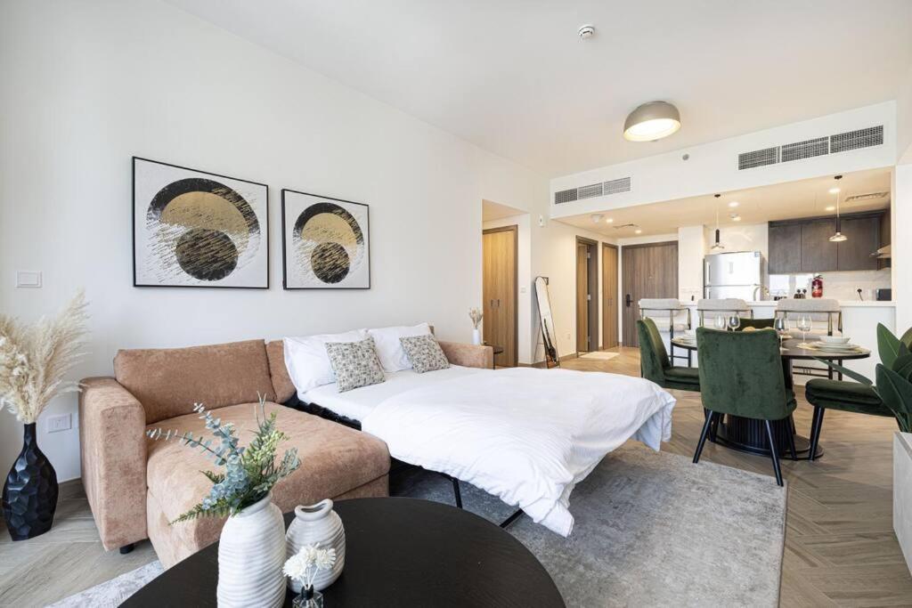 Appartement Chic 2 Bed Near Trade Centre With 5 Star Amenities à Dubaï Extérieur photo