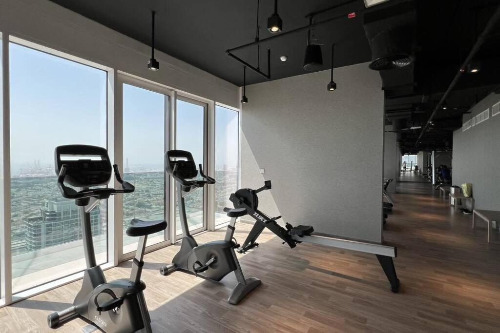 Appartement Chic 2 Bed Near Trade Centre With 5 Star Amenities à Dubaï Extérieur photo